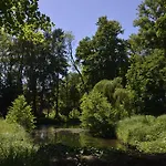 Oda ve Kahvaltı Le Chateau D'hermonville / D'hotes 4*