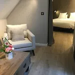 Le Chateau D'hermonville / D'hotes Oda ve Kahvaltı 4*