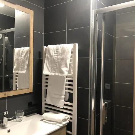 Panzió Le Chateau D'hermonville / D'hotes