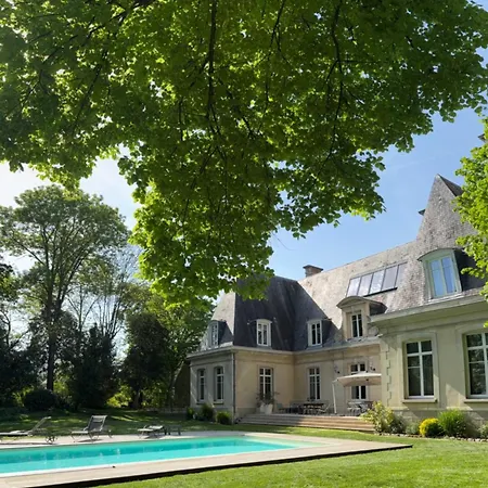 Le Chateau D'hermonville / D'hotes Bed & Breakfast 4*