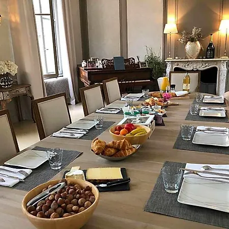 Le Chateau D'hermonville / D'hotes Bed and Breakfast