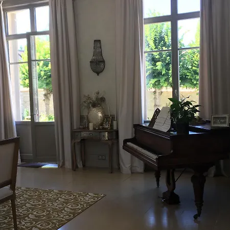 Le Chateau D'hermonville / D'hotes Bed & Breakfast Hermonville