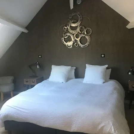 Le Chateau D'hermonville / D'hotes Bed and Breakfast Hermonville