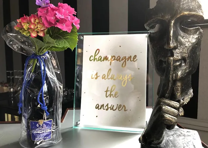 Le Chateau D'hermonville / D'hotes