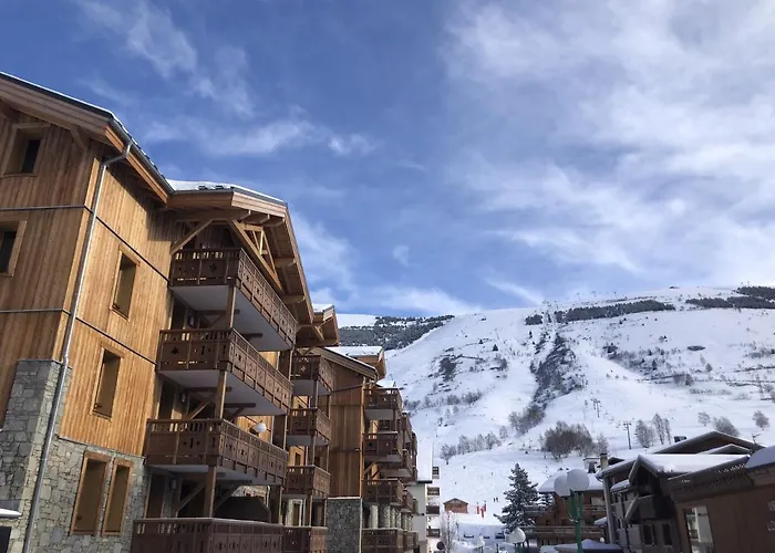 Couette-café Le Château D'hermonville / D'hôtes 3*