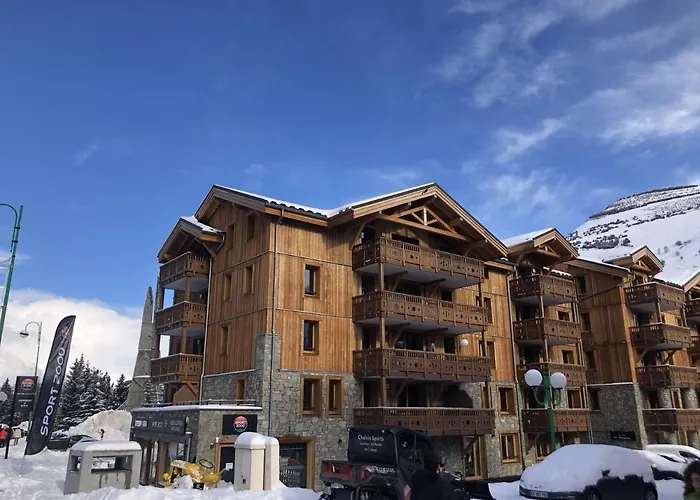 Le Château D'hermonville / D'hôtes 3*