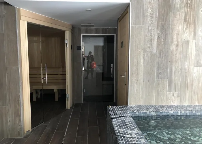 Le Château D'hermonville / D'hôtes