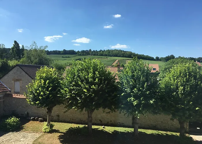 Le Château D'hermonville / D'hôtes Couette-café Hermonville