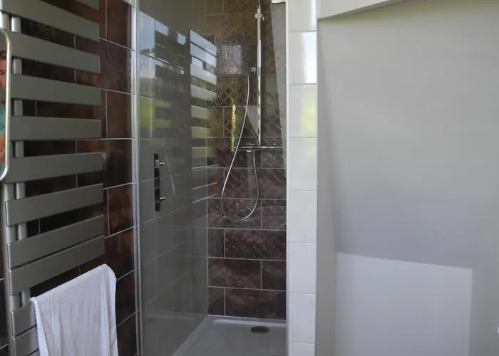 Le Château D'hermonville / D'hôtes Hermonville