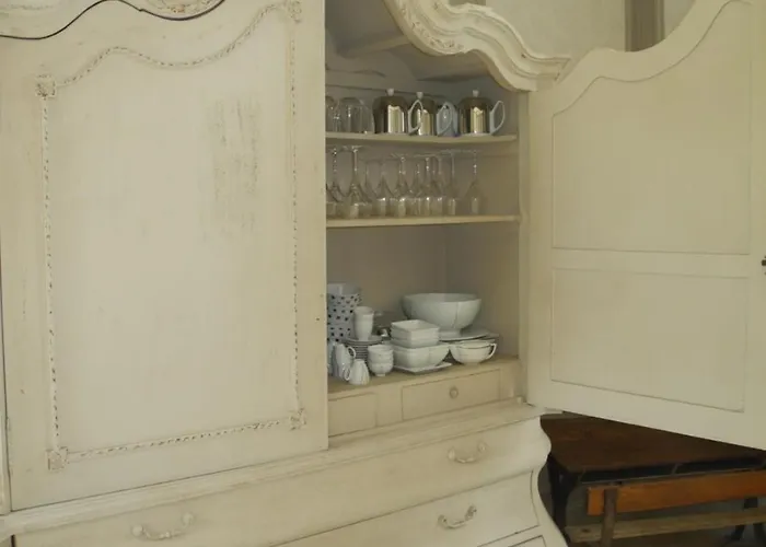 Le Château D'hermonville / D'hôtes